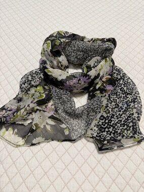 J. Jill Wearever 100% Silk Mixed Floral Scarf Oblong